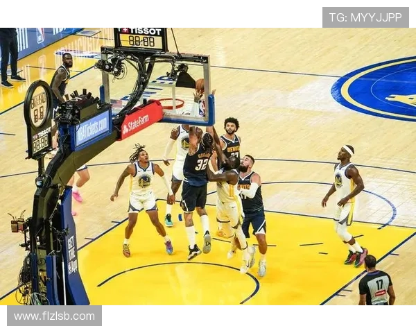 NBA焦点之夜勇士惊险逆转湖人库里末节连续三分改写比赛走势